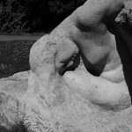 femme pierreronde bw bastions